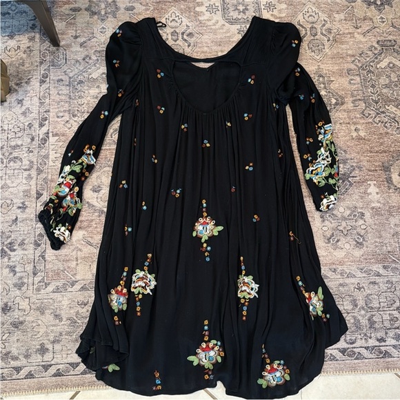 Free People Dresses & Skirts - Free People Oxford Embroidered Dress